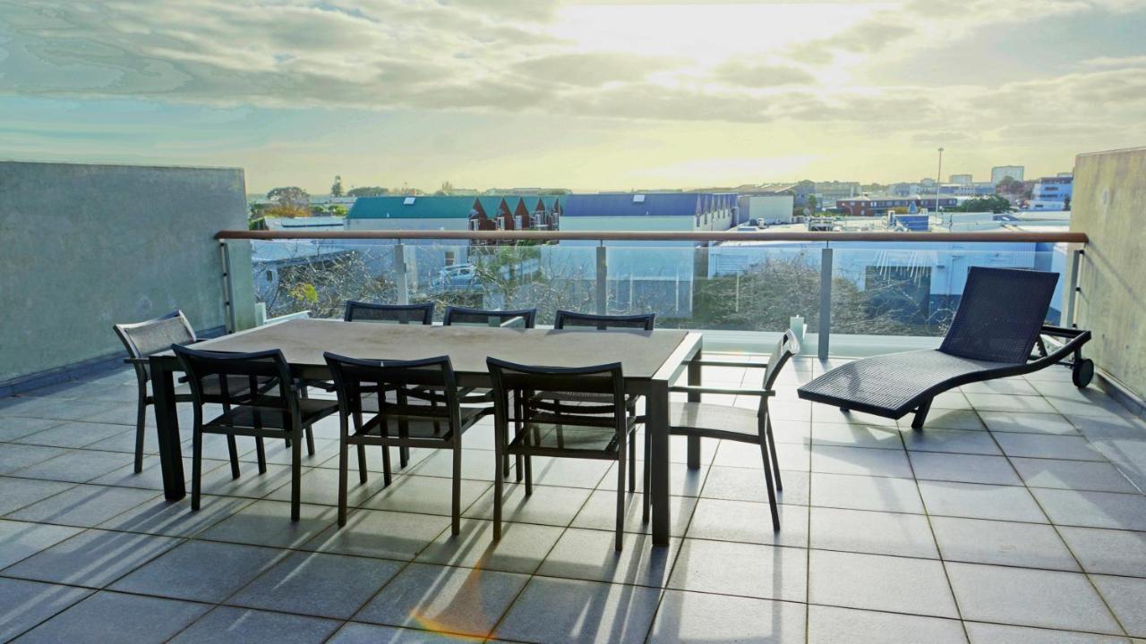 City Fringe Apartment With Sky Tower And City Views Auckland Exteriör bild