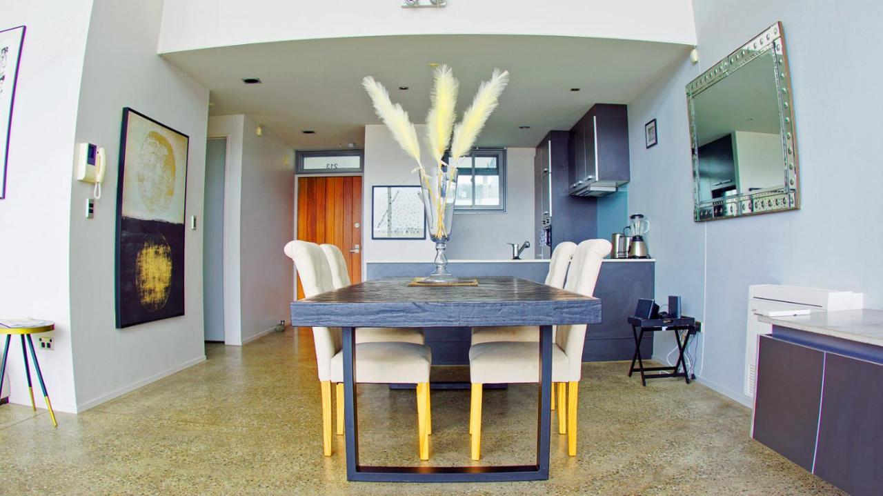 City Fringe Apartment With Sky Tower And City Views Auckland Exteriör bild